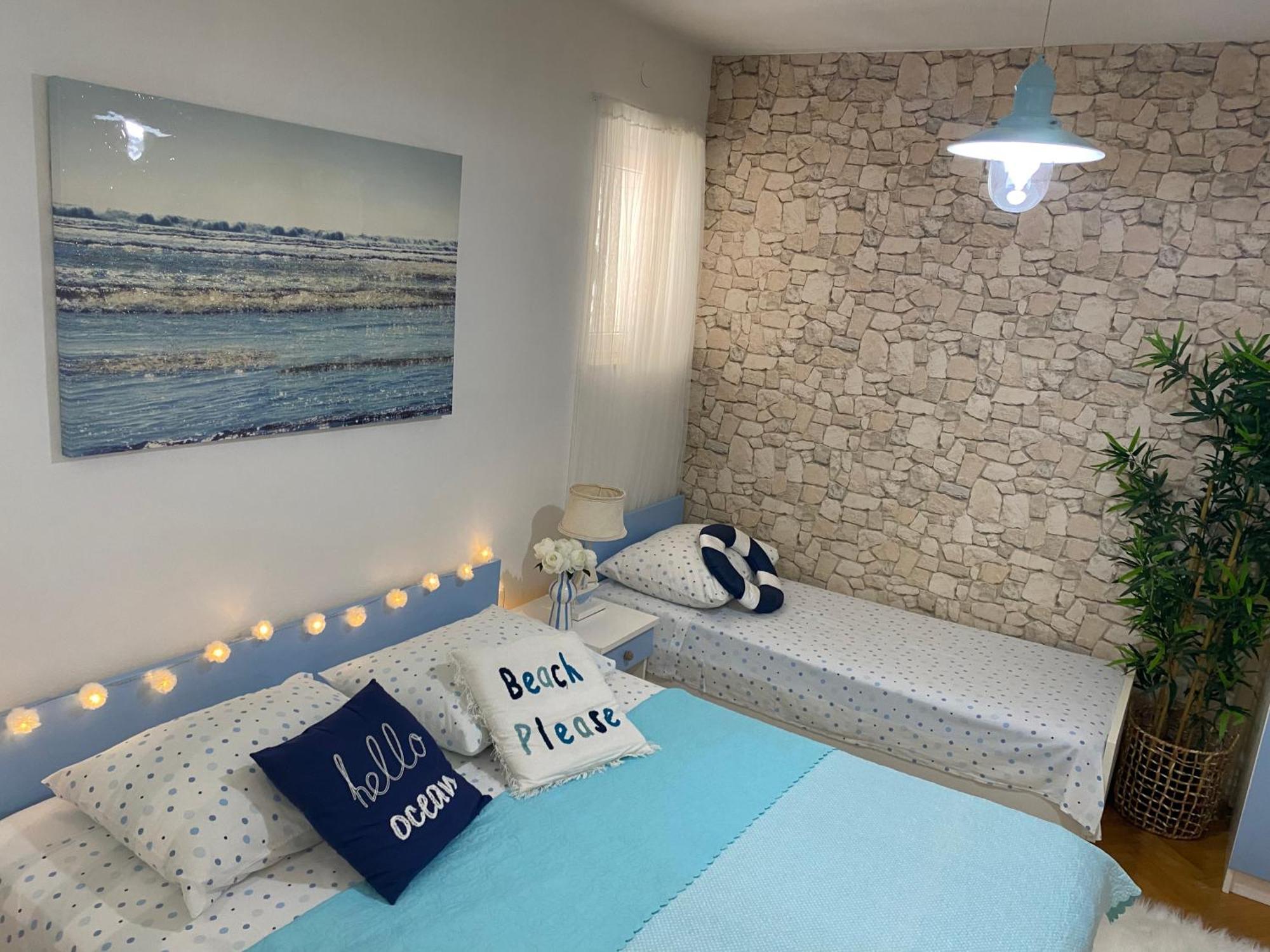 Hotel Nina à Baška Voda Extérieur photo